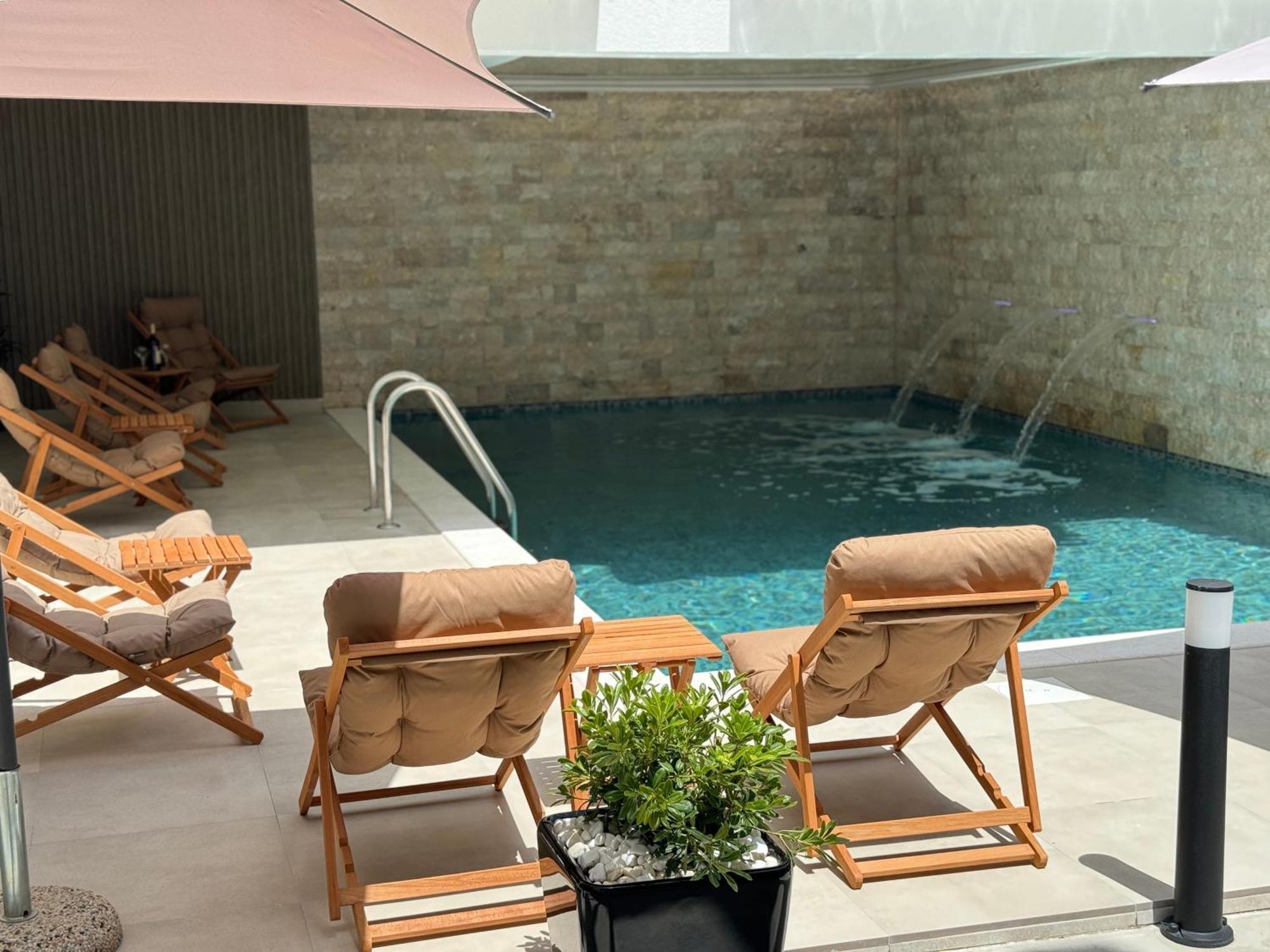 Marini Casa Hotel อุลซิน ภายนอก รูปภาพ
